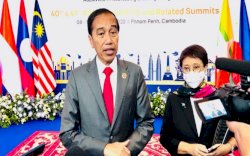 Jokowi Sebut 60 Persen Kendaraan Listrik di Indonesia Bergantung pada Lithium