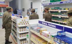 Satpol PP Makassar Mulai Sasar Apotik di Makassar Pantau Peredaran Obat Sirop Anak
