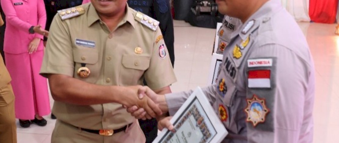 Wali Kota Makassar Moh Ramdhan "Danny" Pomanto, hadir dalam perayaan HUT Korps Brimob Polri ke 77 tahun, di Aula Mappaoddang Polda Sulsel, Jalan Perintis Kemerdekaan KM 18 Makassar, Senin, 14 November 2022. Wali Kota Makassar Moh Ramdhan "Danny" Pomanto, hadir dalam perayaan HUT Korps Brimob Polri ke 77 tahun, di Aula Mappaoddang Polda Sulsel, Jalan Perintis Kemerdekaan KM 18 Makassar, Senin, 14 November 2022.
