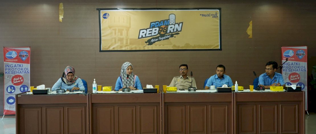 Perumda Air Minum atau PDAM Kota Makassar menerima kunjungan DPRD Bone dalam hal ini Pansus I, Selasa, 15 November 2022, di Aula Tirta Dharma PDAM Kota Makassar.