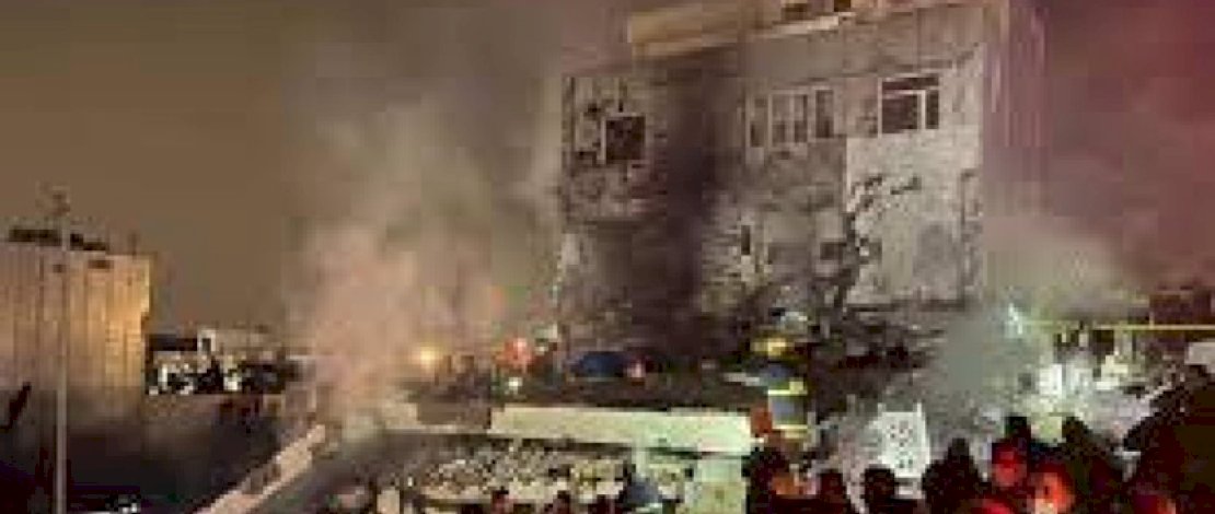 Kamp Pengungsian Padat Penghuni di Jalur Gaza Terbakar, Puluhan Warga Tewas Kamp Pengungsian Padat Penghuni di Jalur Gaza Terbakar, Puluhan Warga Tewas