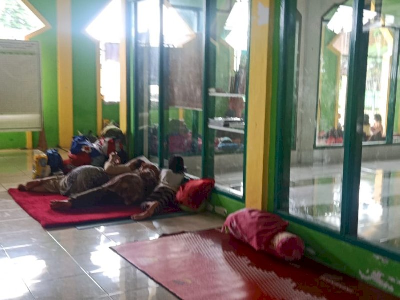 Intensitas Hujan Tinggi, 66 Orang Warga Perumnas Antang Mulai Mengungsi