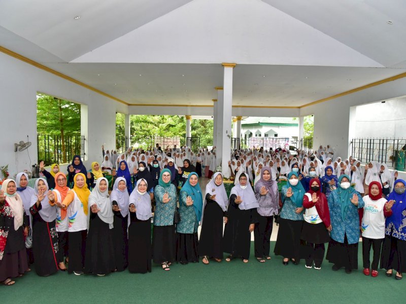PKK Sulsel Pantau Giat Tablet Tambah Darah di Pesantren Putri Yatama Mandiri