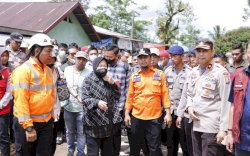 Rawan Longsor di Gowa, Mensos Risma Sebut Potongan Bambu Bisa Jadi Penahan Tanah 