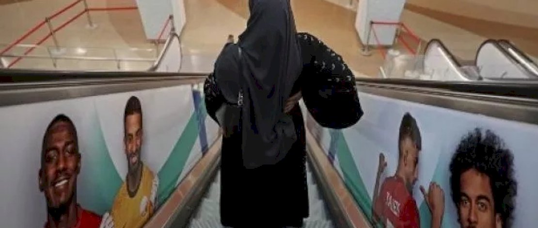 Dear Cewek! Hati-hati Saat Nonton Piala Dunia di Qatar, Pakai Pakaian Terbuka Bisa Dipenjara