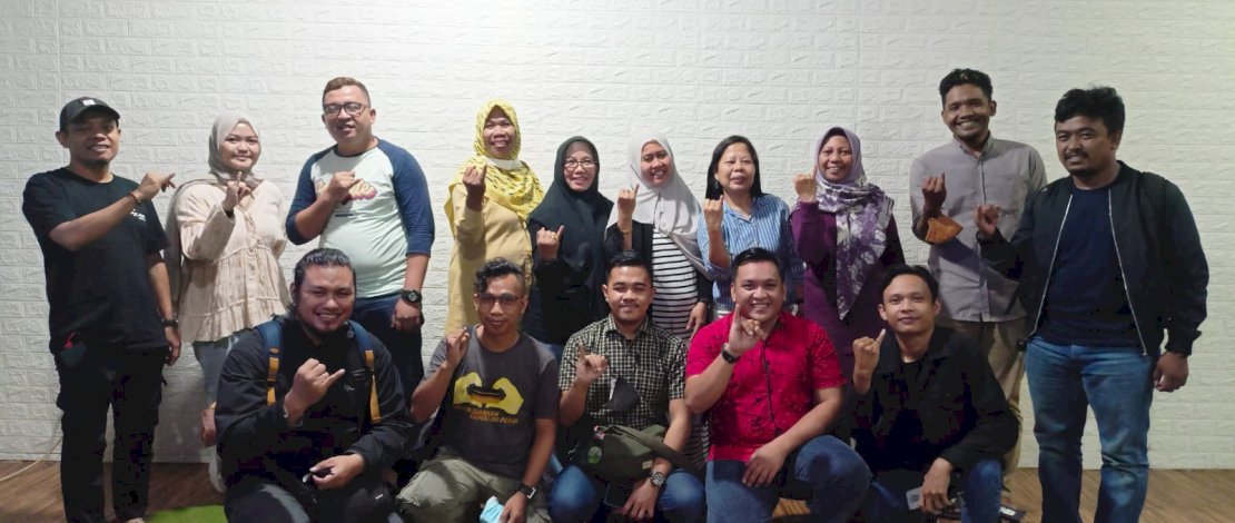 ICJ menggelar kegiatan Orientasi pertemuan perluasan keanggotaan Learning Forum (Forum Barani Makassar) yang baru, di Cafe Red Corner Makassar.