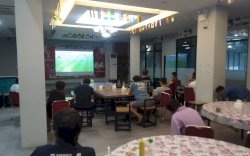 Ketika LKI Jadikan Mbuuk Coffeshop Markas Nobar Piala Dunia 2022