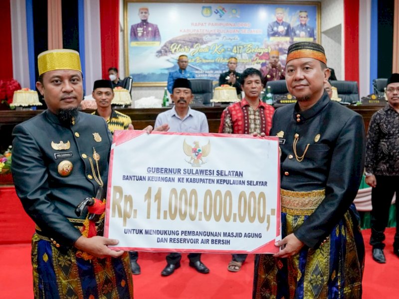 Gubernur Sulsel Kembali Beri Bantuan Keuangan Rp 11 Miliar untuk Kepulauan Selayar