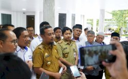 Naik 6,9 Persen, Gubernur Sulsel Teken UMP 2023