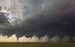 BNPB Minta Masyarakat Waspada, Bencana Hidrometeorologi Ancam Indonesia Sepanjang  Desember