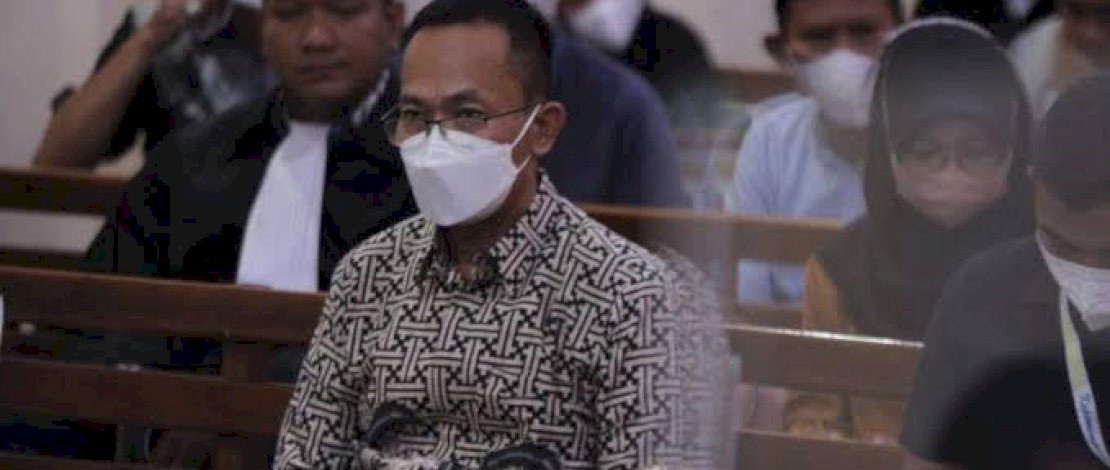 Rektor Unila Karomani saat bersaksi dalam sidang kasus korupsi penerimaan mahasiswa baru Unila. 
