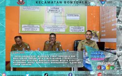 Gelar Rakor Mingguan, Camat Bontoala Minta Pihak Kelurahan Mendata Nomer Rekening Seluruh Warga Longwis
