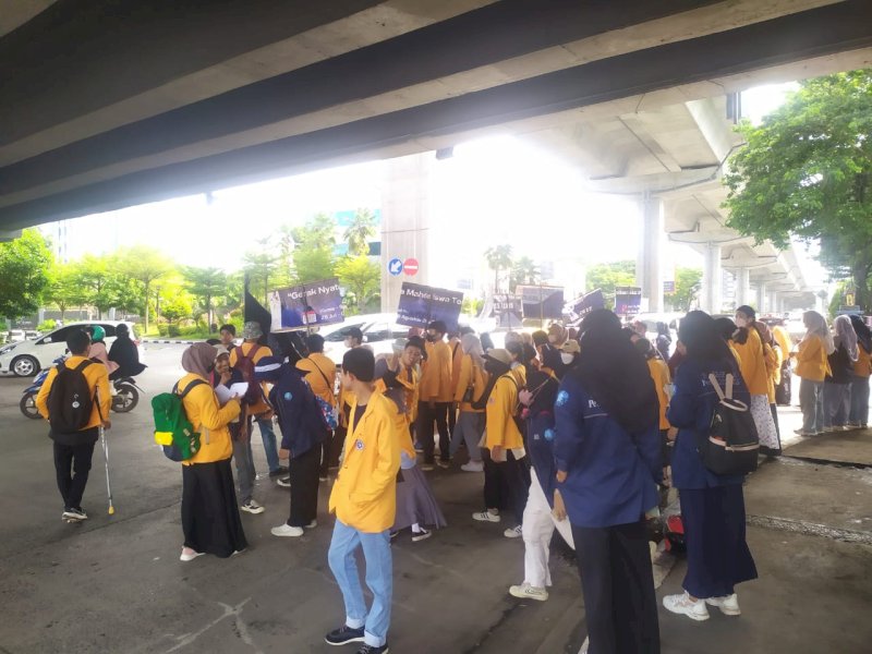 Stop Diskriminasi Disabilitas, Mahasiswa HMJ PKh FIP UNM Gelar Aksi Damai Peringati HDI