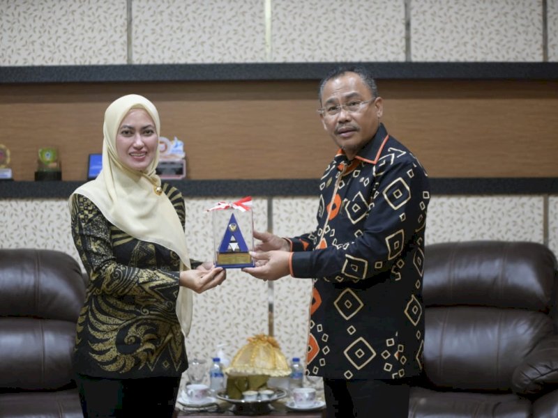 Raih Opini WTP dari BPK, Pemkab Lutra Terima Penghargaan Kemenkeu