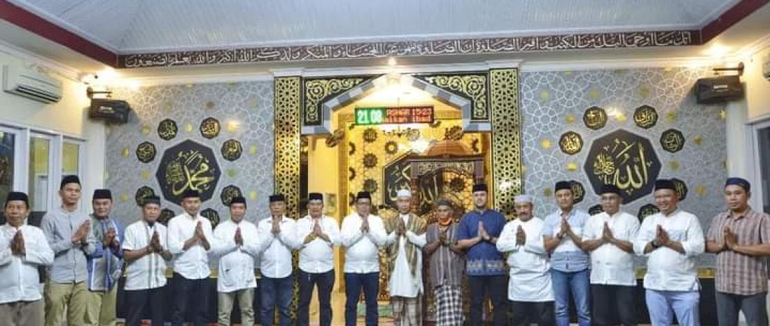 Safari Ramadhan ke-3, Camat Bontoala Kunjungi Masjid Al-Fatah Baraya Safari Ramadhan ke-3, Camat Bontoala Kunjungi Masjid Al-Fatah Baraya