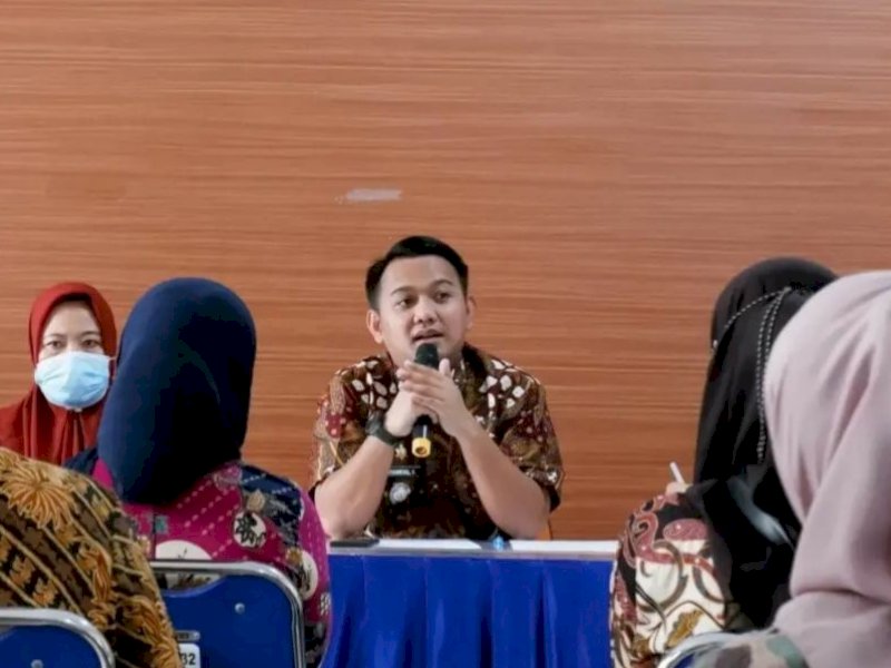Kumpulkan Laskar Pelangi, Camat Ujung Pandang Ingatkan tentang Loyalitas dan Profesionalisme