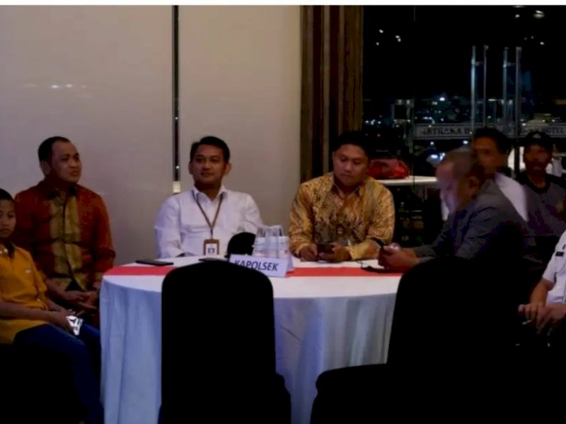 Syahrial Syamsuri Hadiri Pisah Sambut Kapolsek Ujung Pandang