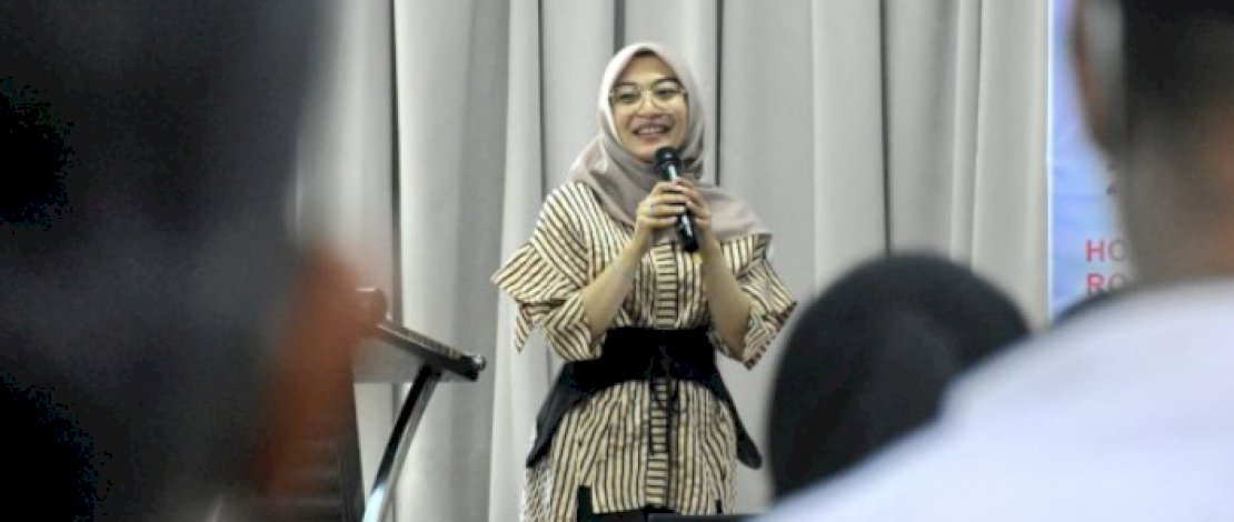  Anggota DPRD Kota Makassar, Budi Hastuti, menggelar Sosialisasi Peraturan Daerah (Perda) Nomor 4 Tahun 2013 tentang KTR, di Hotel Royal Bay, Jalan Sultan Hasanuddin, Sabtu (26/11/2022).