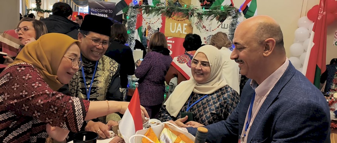 Rendang dan Bali Promosi Utama Indonesia pada Charity Bazaar ASA Kazakhstan