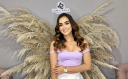 Ratu Kecantikan Kesetrum di Atas Panggung Saat Beri Sambutan