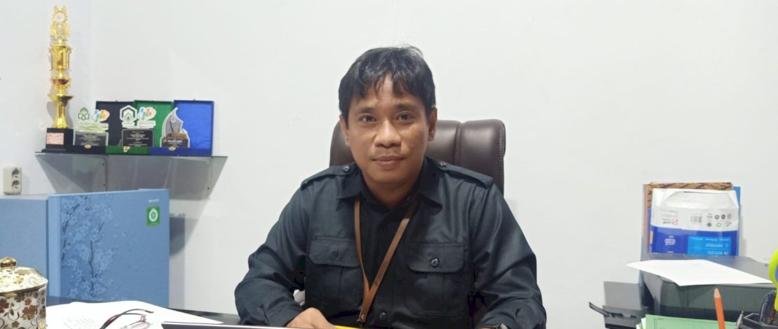 Ayub Parlin Ampulembang Ayub Parlin Ampulembang