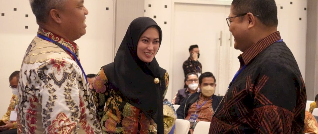 Bupati Luwu Utara, Indah Putri Indriani,  menghadiri Rakornas Percepatan dan Perluasan Digitalisasi Daerah (P2DD), di Hotel Le M&eacute;ridien, Jakarta, kemarin, Selasa, 6 Desember 2022.