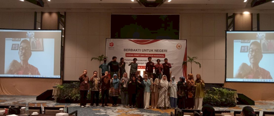 ARW - BRIN Gelar Palatihan Penyusunan Karya Tulis Ilmiah di Kota Makassar