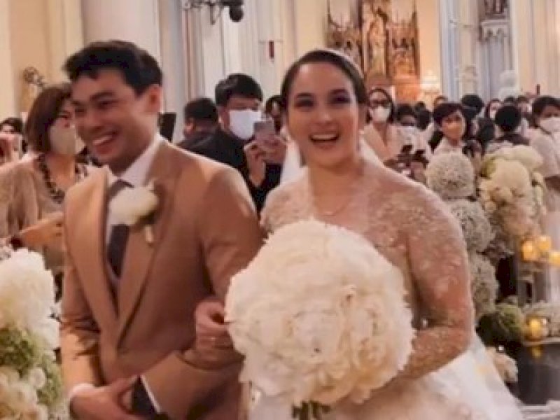 Menikah di Gereja Katedral, Salah Satu Mimpi Chealsea Islan Terwujud 