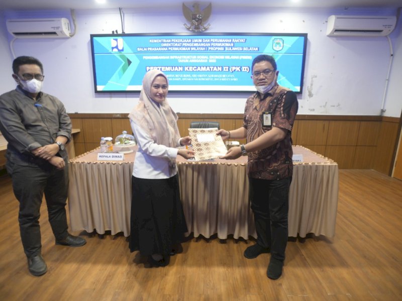 Pemkab Lutra Terima Hibah Infrastruktur dari Kementrian PUPR