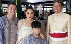 Salaman Langsung dengan Presiden Jokowi, Pengasuh Rafathar Teteskan Airmata: Terima Kasih Pak Raffi