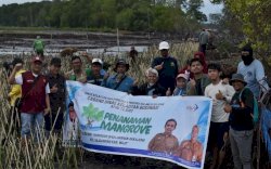 40 Ribu Batang Mangrove Ditanam di Pesisir Wajo