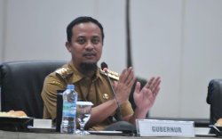 Andi Sudirman Dianugerahi Penghargaan Moeslimchoice Award 2022