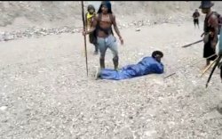 Mengerikan! Beredar Video KKB Bantai Tukang Ojek di Pegunungan Bintang