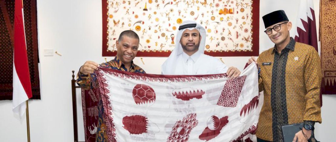 Dibuat Selama 8 Bulan Batik 'Piala Dunia' Asal Indonesia Dipamerkan di Qatar