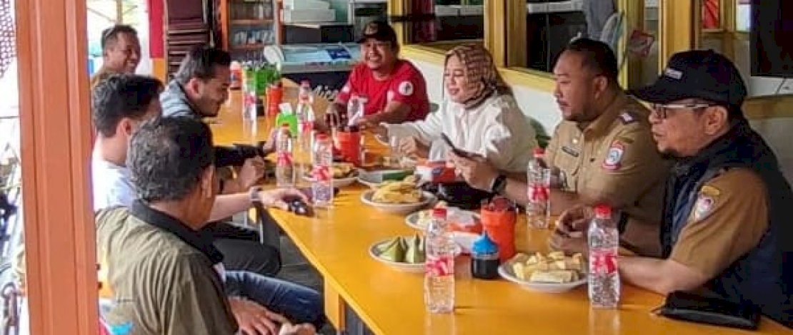Wawali Makassar Ngopi Pagi di Cafe Terapung Longwis Sydney Wawali Makassar Ngopi Pagi di Cafe Terapung Longwis Sydney