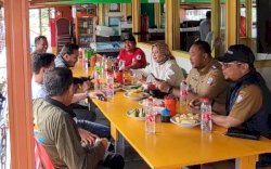 Wawali  Makassar Ngopi Pagi di Cafe Terapung Longwis Sydney