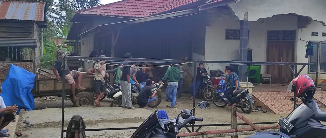 Pencarian korban hilang di Bone. Pencarian korban hilang di Bone.
