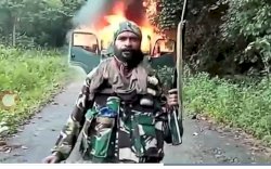 Kembali Berulah KKB Papua Bakar 3 Mobil Iring-iringan Polisi