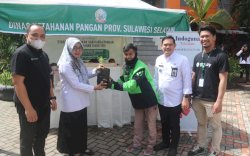 Gojek Gandeng DKP Sulsel Bagikan Bibit Sayuran untuk Mitra Driver