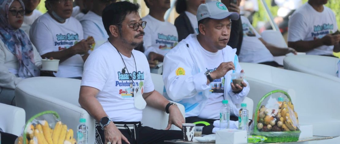 Mentan SYL hadir pada kegiatan Jalan Sehat Perkebunan, Minggu, 18 Desember 2022.