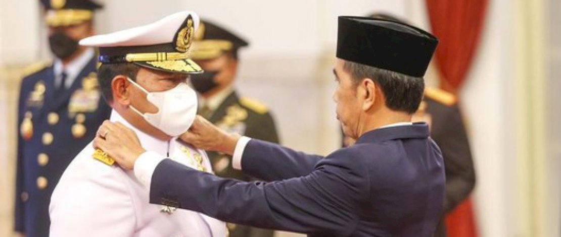 Laksamana Yudo Margono resmi menjadi Panglima TNI. Laksamana Yudo Margono dilantik sebagai Panglima TNI oleh Presiden Joko Widodo (Jokowi) di Istana Negara.