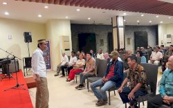 Depan Ratusan Masyarakat Biringkanayya, Ketua DPRD Makassar Rudianto Lallo Terima Keluhan Soal Banjir