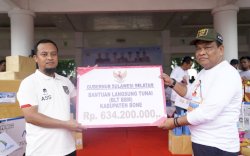 Atasi Inflasi, Gubernur Sulsel Beri BLT BBM Rp 634,2 Juta di Bone