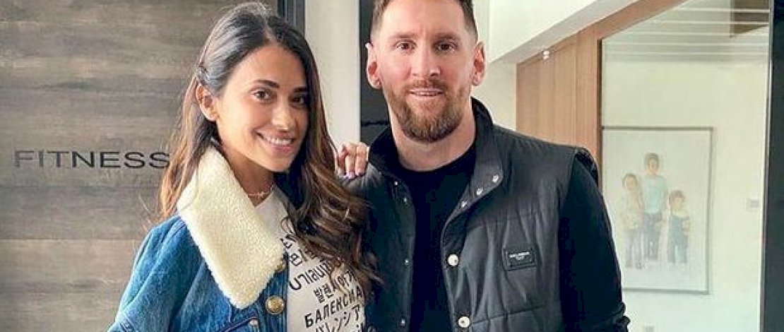Messi dan Istrinya.