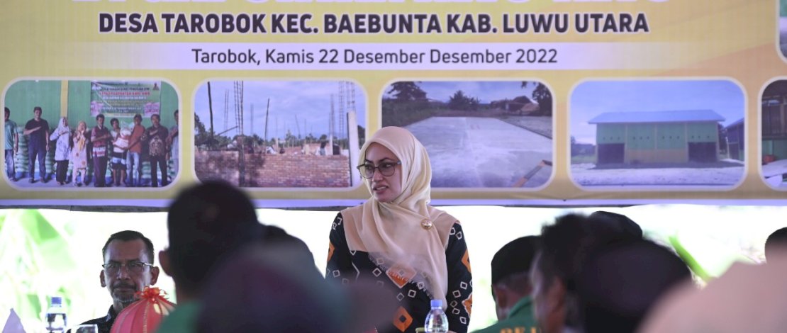 Bupati Luwu Utara, Indah Putri Indriani, meresmikan penyediaan infrastruktur Lumbung Pangan Masyarakat (LPM) Gapoktan Awo-awo, Desa Tarobok, Kecamatan Baebunta, Kamis, 22 Desember 2022.