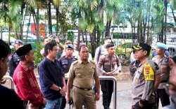 Pastikan Natal Berlangsung Aman, Danny Pomanto Bersama Forkopimda Pantau Pengamanan Gereja