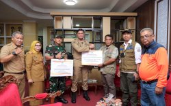BNPB Beri Bantuan Senilai Rp350 Juta Untuk Korban Banjir dan Longsor di Gowa 