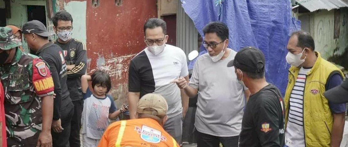Camat Makassar Terjun Langsung Pantau Sabtu Bersih di Maccini Parang Camat Makassar Terjun Langsung Pantau Sabtu Bersih di Maccini Parang