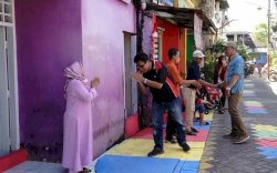 Kunjungi Longwis di Ablam, Camat Makassar Apresiasi Keterlibatan Warga