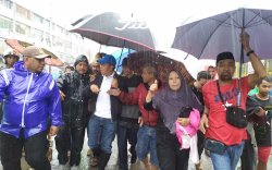 Terobos Hujan, Danny Bergegas ke Lokasi Kebakaran di Pasar Sentral